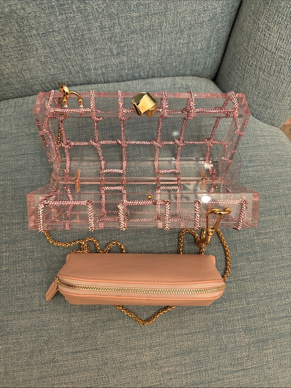 Altar'd State Pink Crystal Grid Crossbody with Gold Chain Strap - Picture 5 of 16